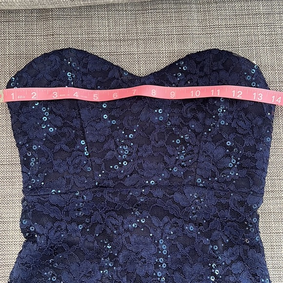 Strapless Sweetheart Sequin & Lace Mermaid Formal Dress - Picture 5 of 8